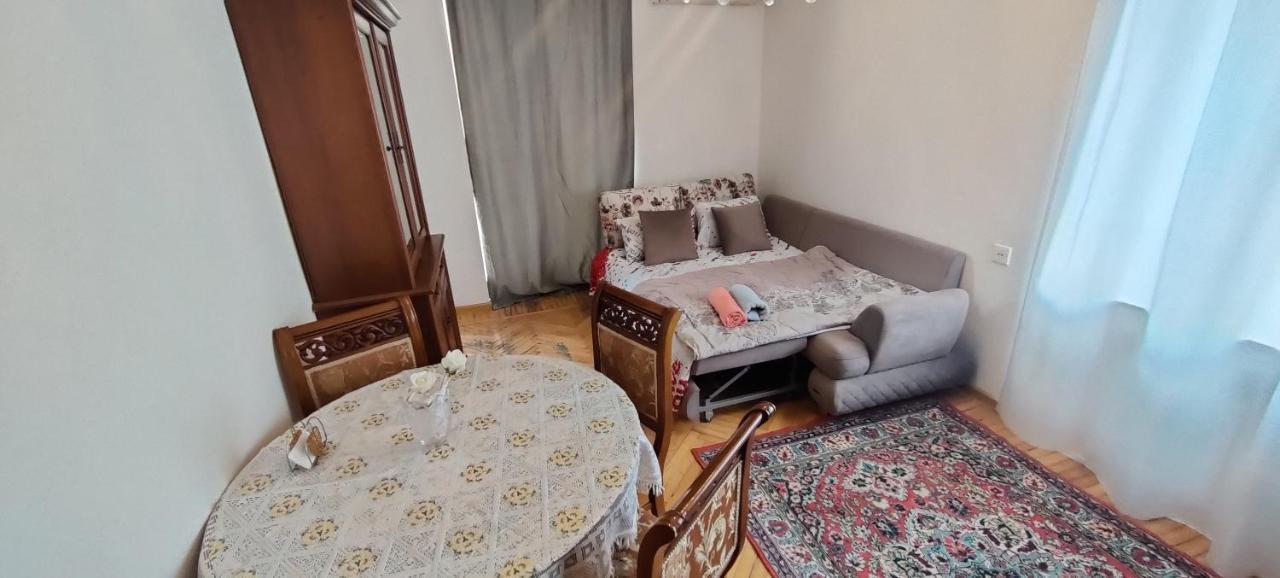Budget One Room Apartment Bakú Exterior foto